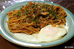 焼きそば＆目玉焼き