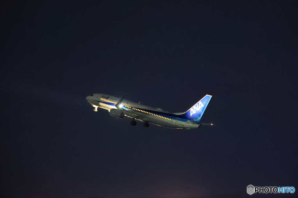 夜空に浮かぶ