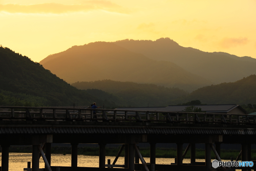 渡月橋の夕暮れ