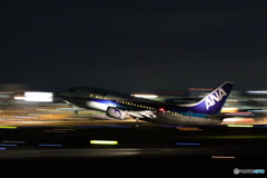 ボーイング７３７ 離陸致しました