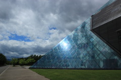 きめ細やかなエジプト建造物