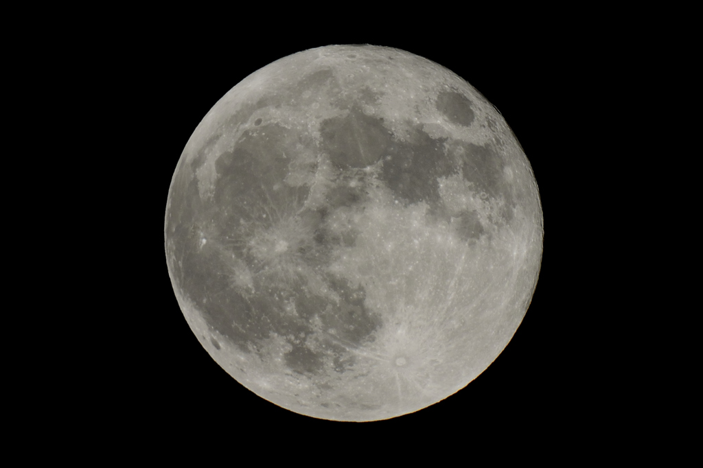 スーパームーン