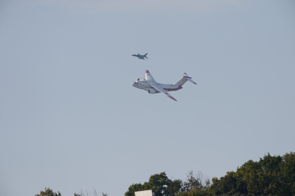 岐阜基地航空祭2016　XC-2 T-4