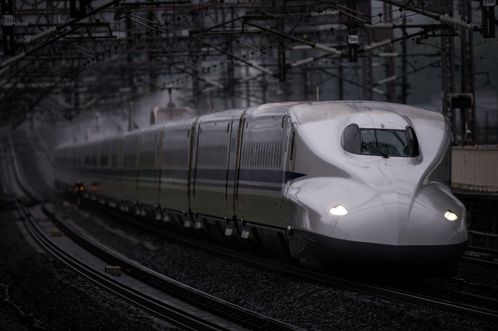 雨の米原駅