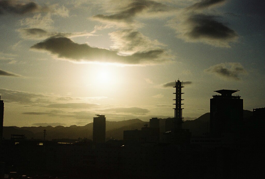 神戸の空