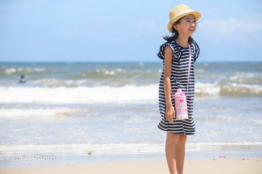 The Girl And The Sea