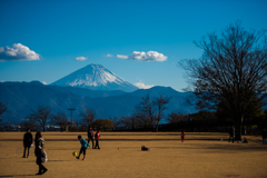 冬の公園　ボール遊び編