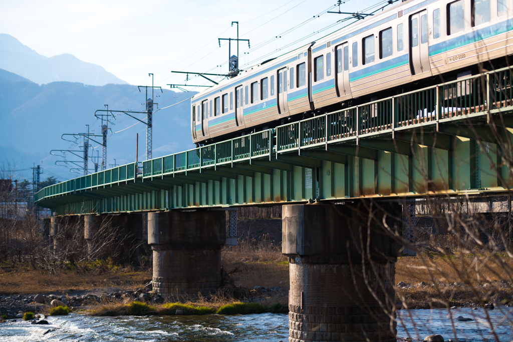 早春の鉄道風景 #1