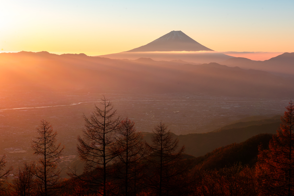 朝日に照らされる時