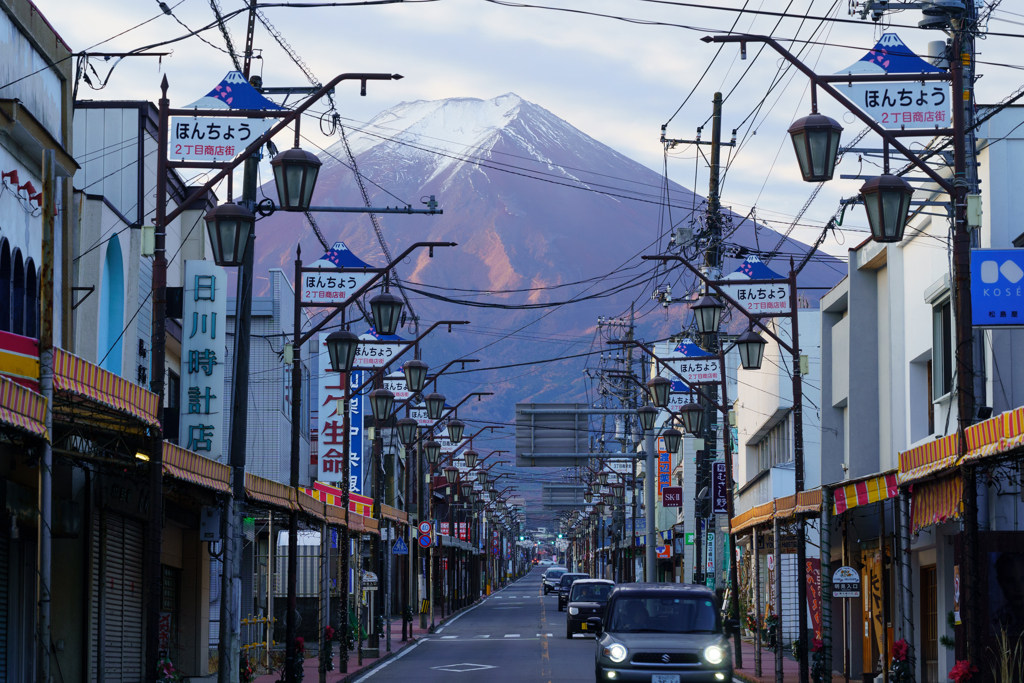 朝焼けの町