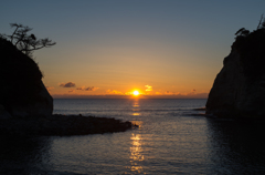 日の出_高戸小浜海岸