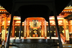 浅草寺の夜　EOS 6D手持ちで撮るの巻