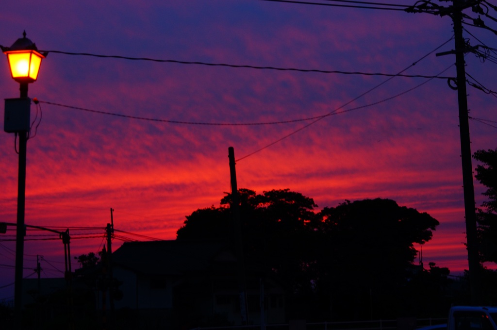 夕闇は終わりを告げて