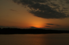 多摩湖の夕景