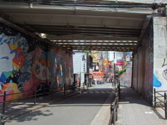 京橋高架下からの1枚