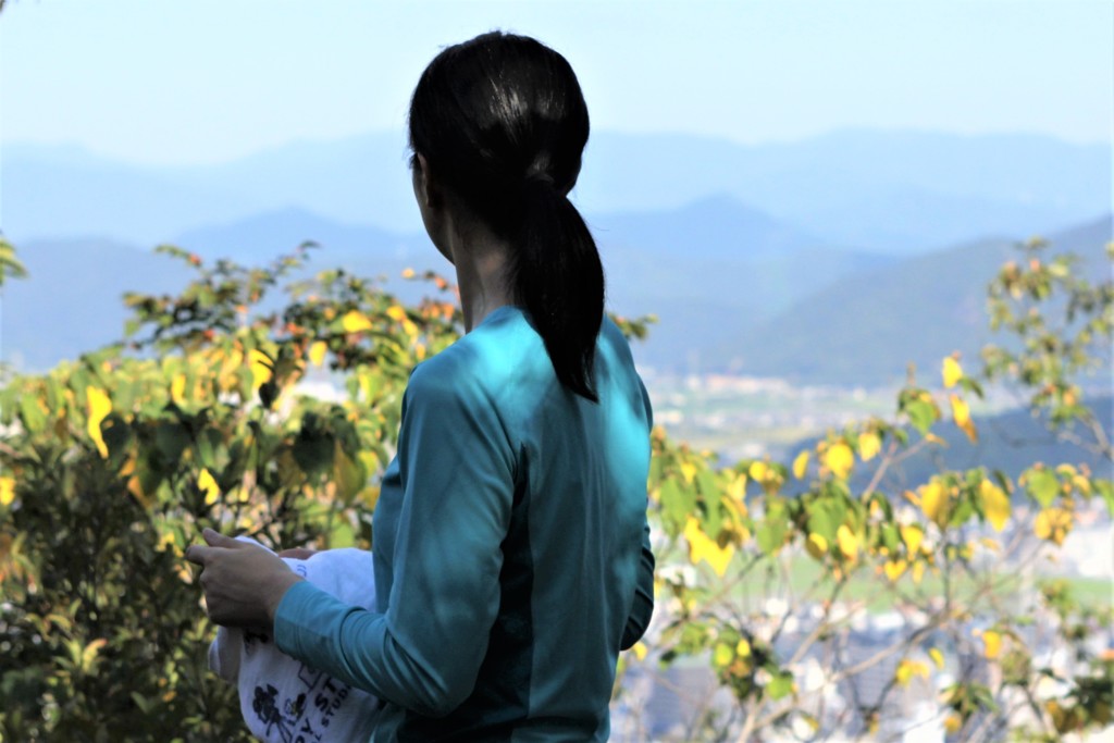 登山日和 (休憩ポイント・汗を拭く)