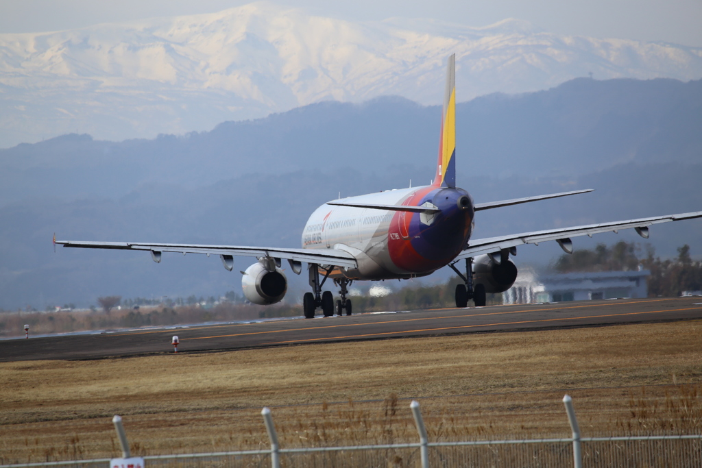 仙台空港と蔵王  ＡＳＩＡＮＡ