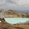 草津白根山　湯釜