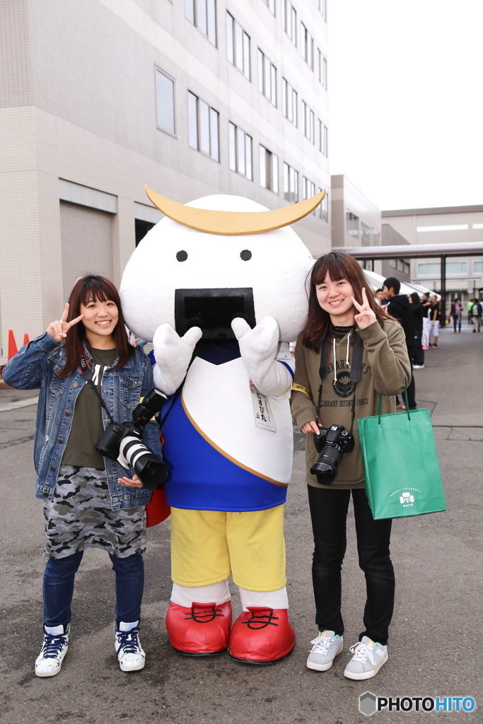 宮城県のむすび丸とカメラ女子