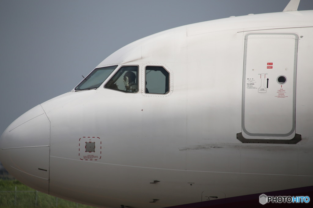 ピーチ機長　手を振ってくれた