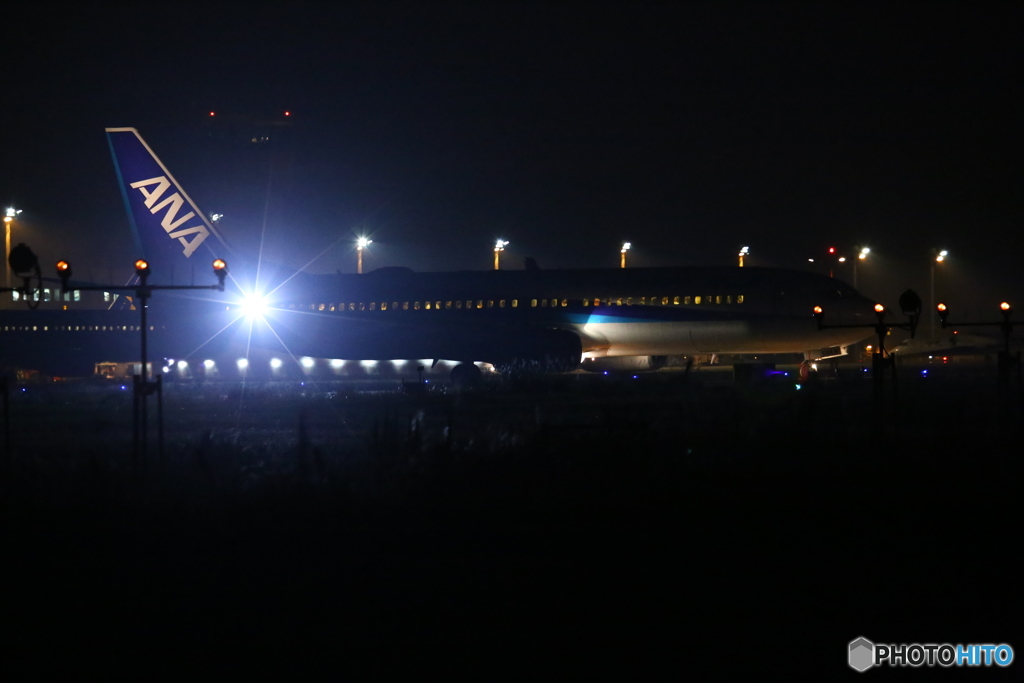 仙台空港　夜景　ＡＮＡ　離陸