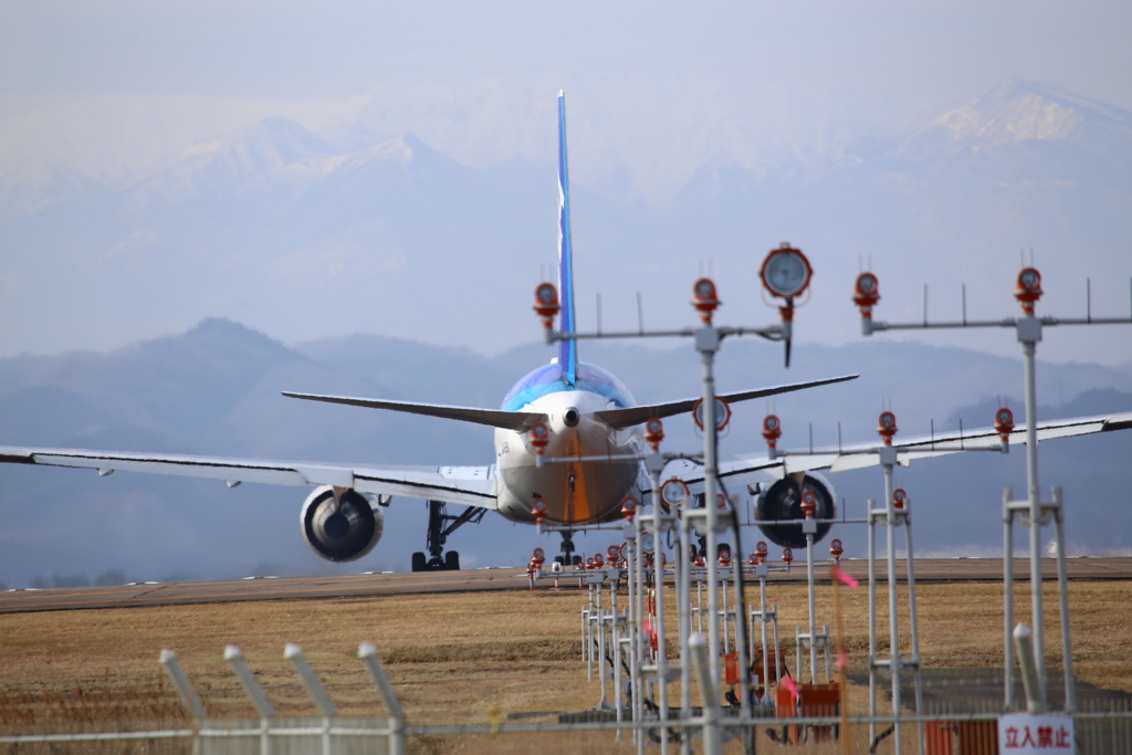 仙台空港と蔵王