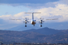 仙台空港と蔵王