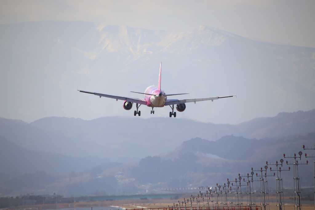 仙台空港と蔵王