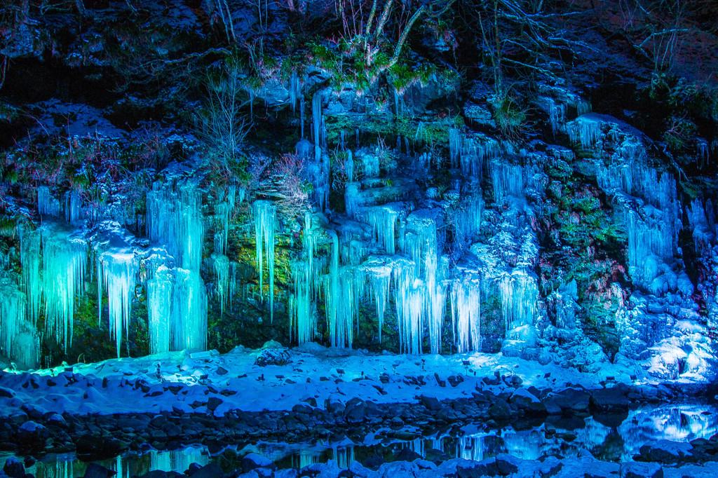 三十槌の氷柱