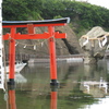 鳥居と瓶子岩
