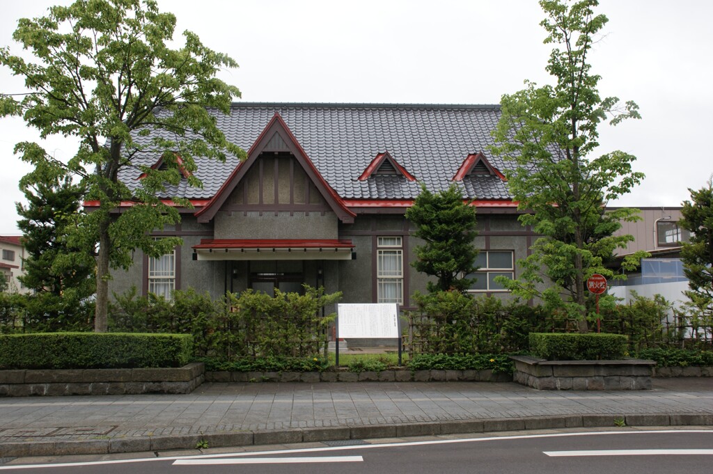 旧第８師団長公舎