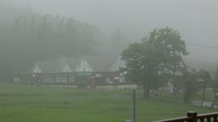 雨の安達太良高原２