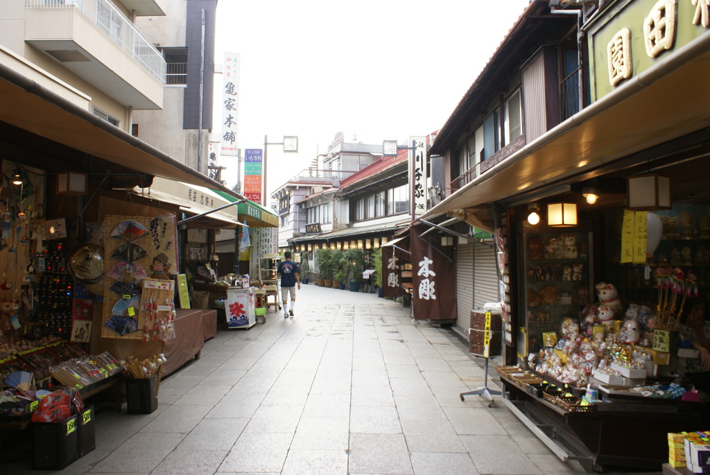 柴又の商店街