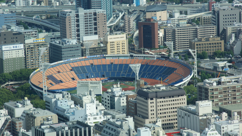 横浜スタジアム