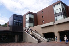 東京都美術館　エスカレーター