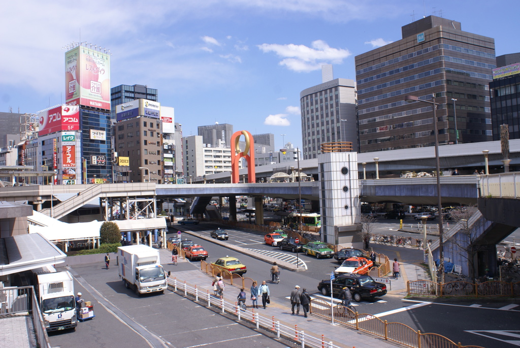 上野駅前のデッキ