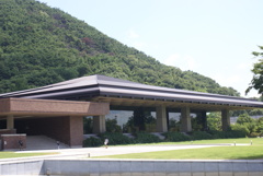福島県立図書館