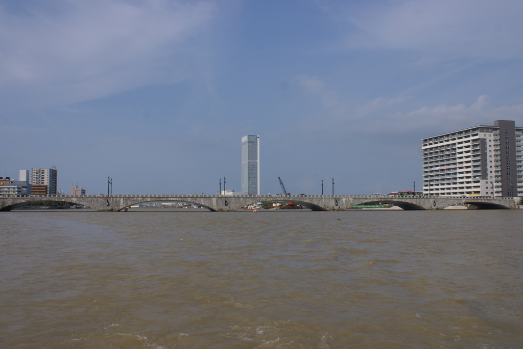 萬代橋遠景