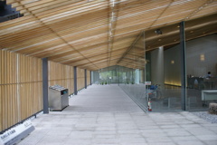 広重美術館通路