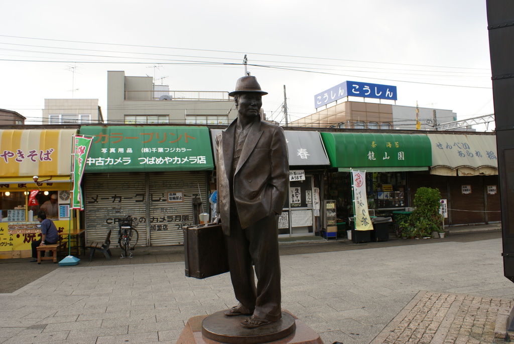 寅さんの銅像