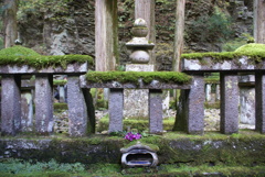 勝道上人の墓