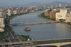 朝の信濃川