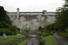 松田川ダム正面
