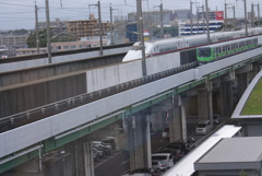新幹線と埼玉新都市交通