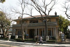 山手234番館