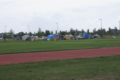 ボランティアのキャンプ村