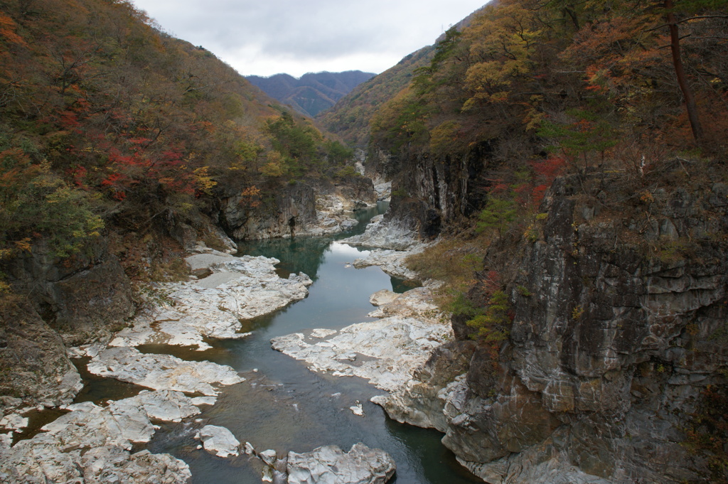 渓谷２