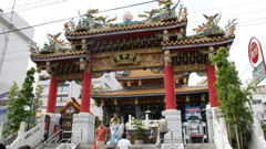 関帝廟の門