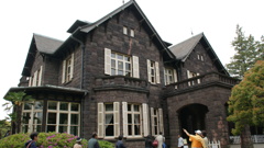 旧古河邸　斜め前から