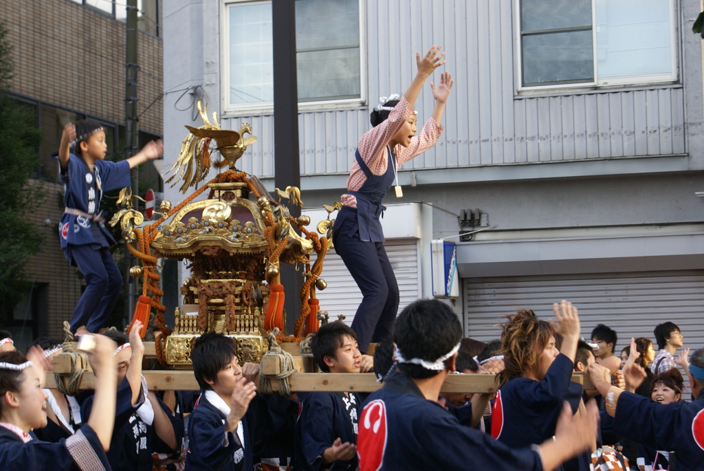 祭の少女